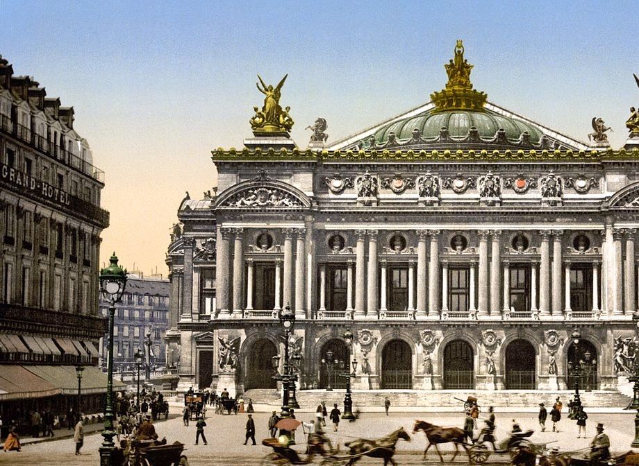 


Le Palais Garnier au temps du Second Empire 